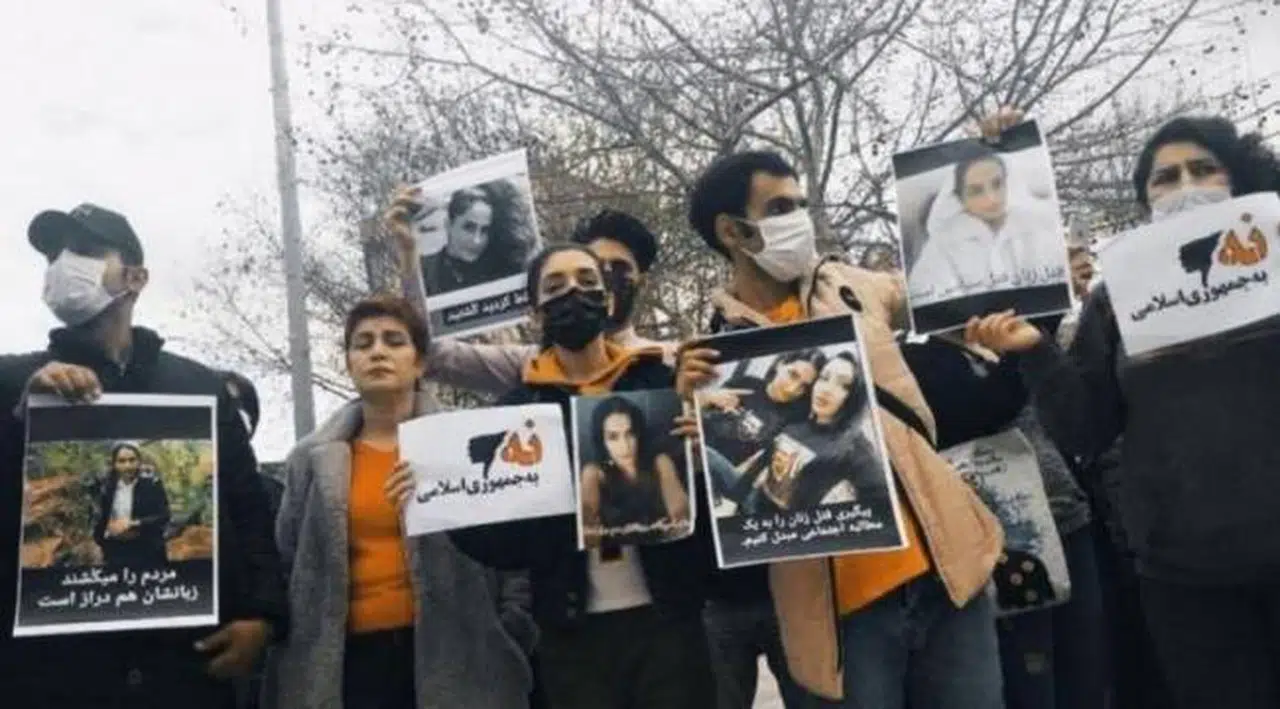 İstanbul Sözleşmesi'ni savunan mülteciler serbest bırakıldı