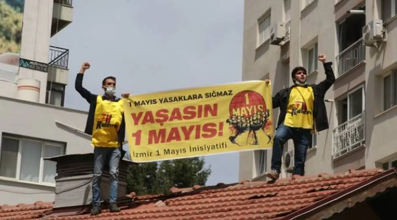 Kendisini çatıdan indirmek isteyen polise 'Belki Covid'sin; gelme' diye bağırdı
