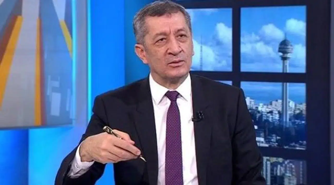 Bakan Selçuk: Tüm öğretmenlerimizin ve eğitim çalışanlarımızın aşı randevuları tanımlandı
