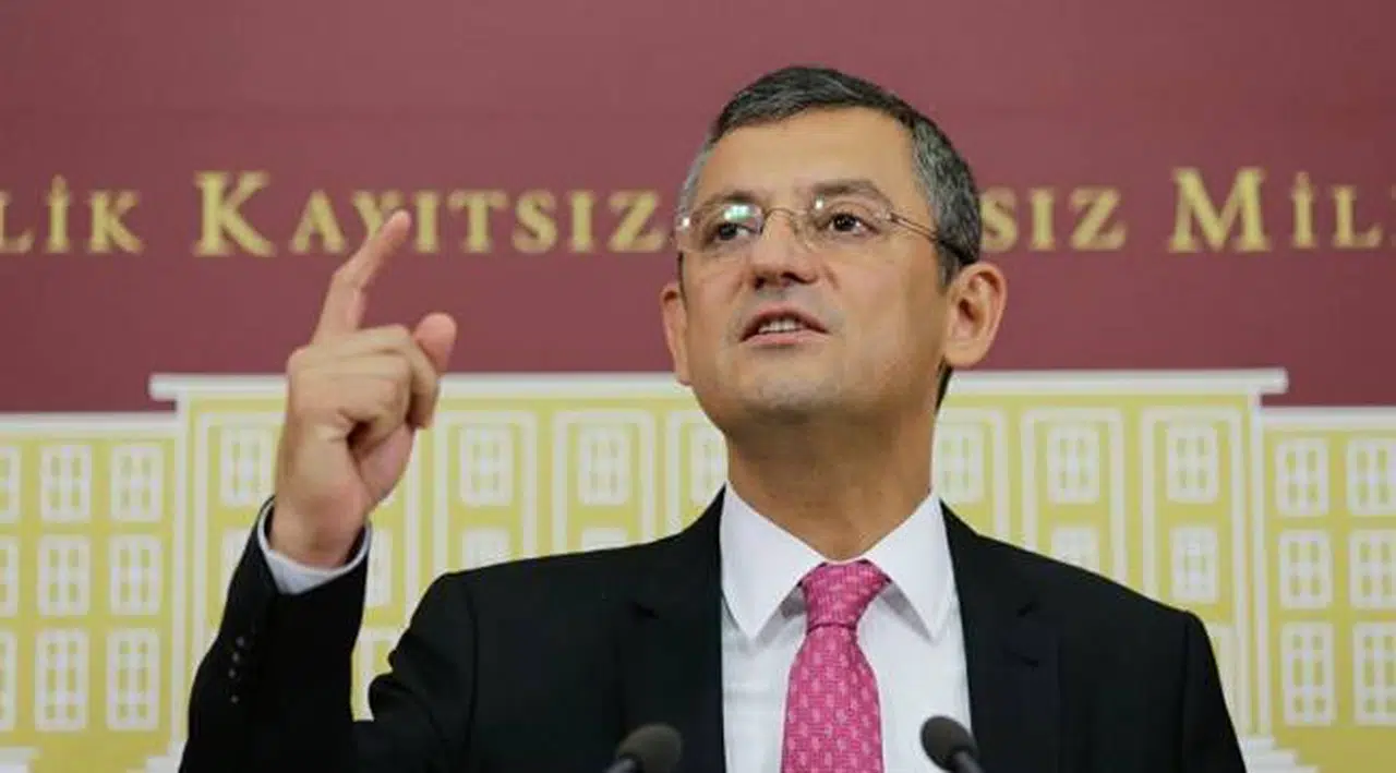 CHP'li Özel: Milletin kurtuluşu sandıktır, bu ülkeyi AK Parti'den kurtarmak için acelemiz var