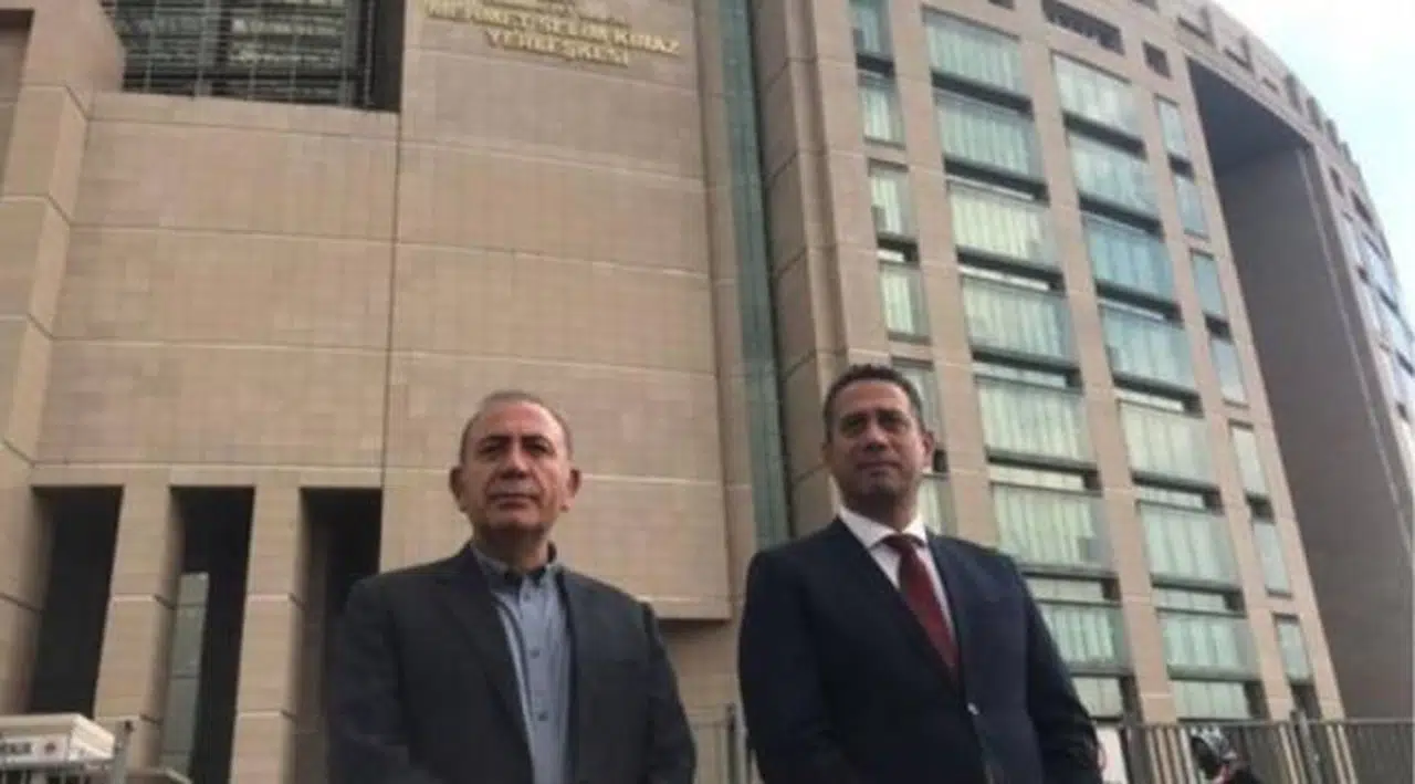 CHP'li vekillerden eski AKP'li İBB yönetimine suç duyurusu