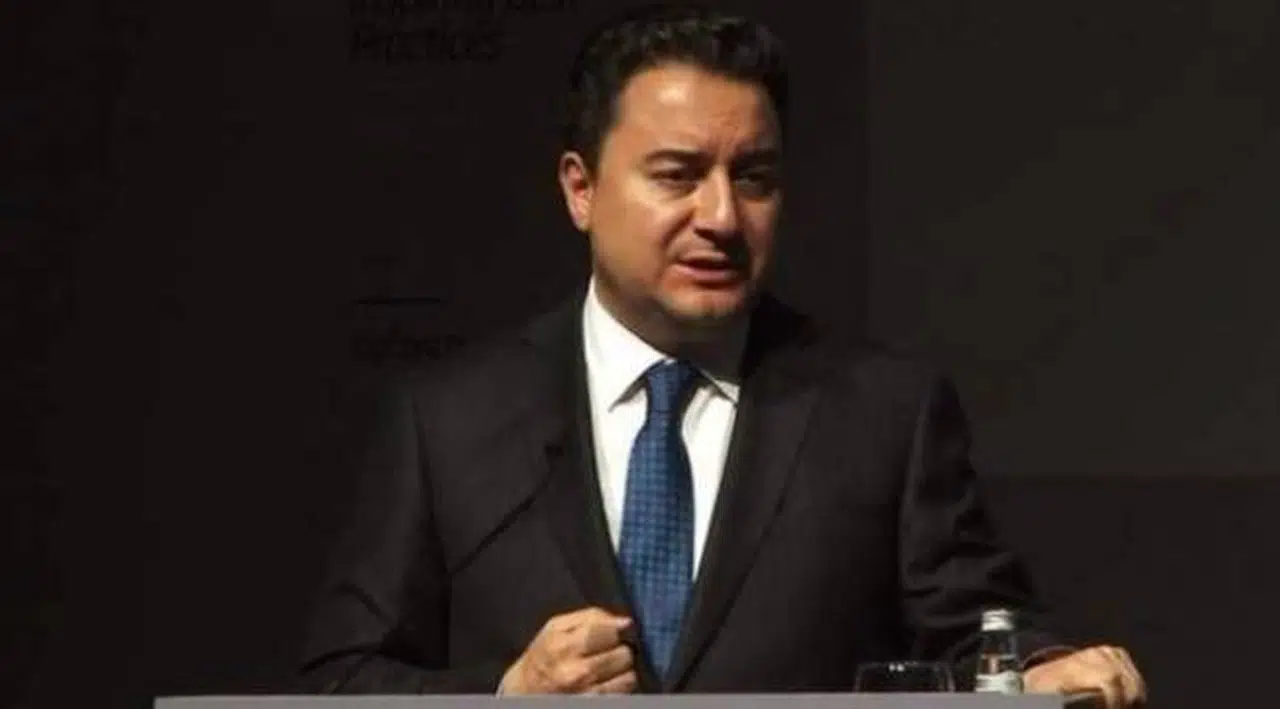 DEVA Partisi lideri Babacan: Kapalı mekanlara giriş için aşı zorunluluğu getirilmeli