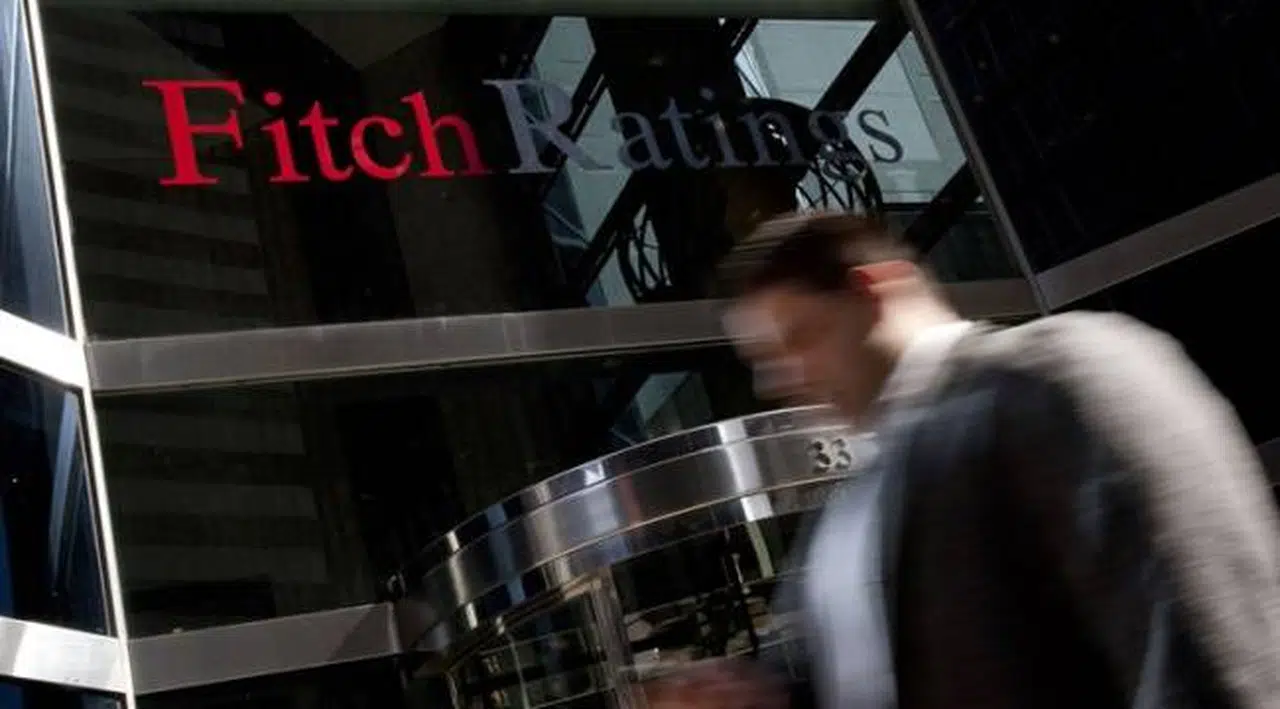 Fitch Türkiye'nin büyüme beklentisini düşürdü