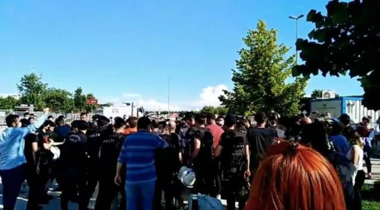 İstanbul Sözleşmesi mitingi sonrası 6 kadın gözaltına alındı