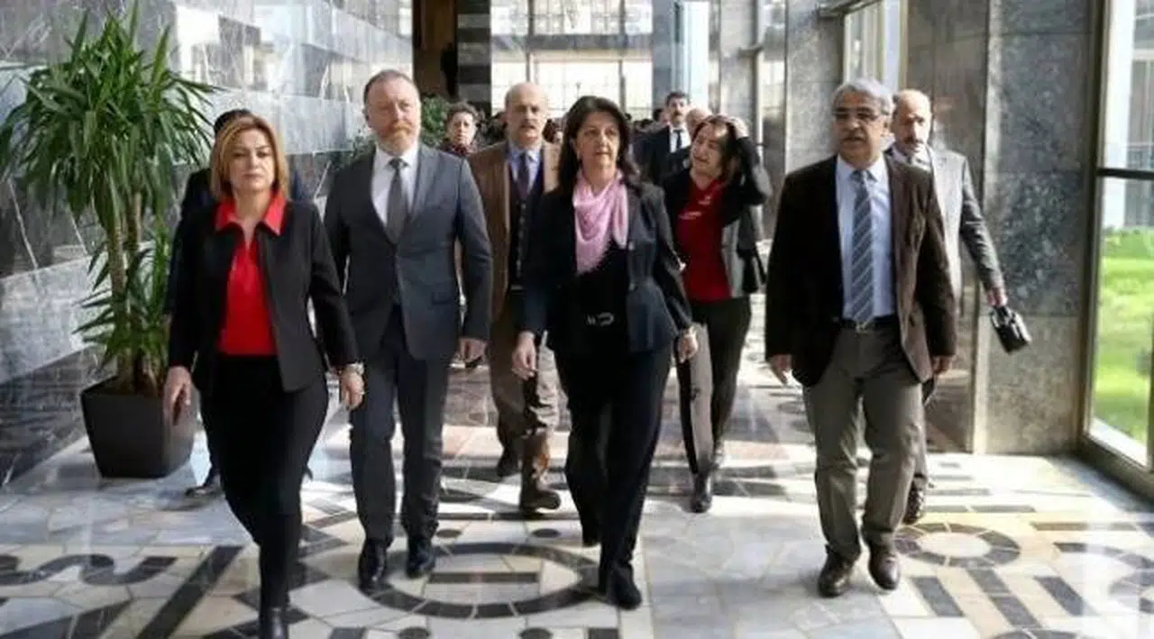 "Pervin Buldan ve Mithat Sancar'ın diğer parti genel başkanlarıyla yaptığı görüşmeler dinlenmiş"