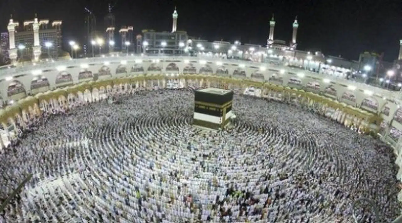 Suudi Arabistan: Hac izni sadece ülkede yaşayanlara verilecek