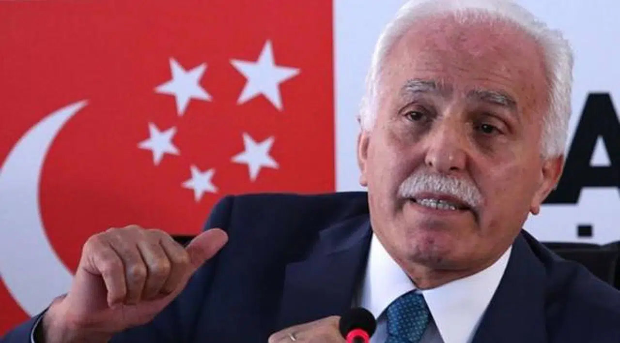 Tartışmalara eski Genel Başkan Mustafa Kamalak da katıldı: Yetkisi yok, gücü yok