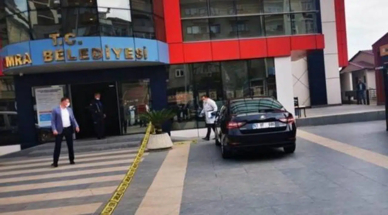 Yomra Belediye Başkanı'na silahlı saldırıyla ilgili bir gözaltı daha
