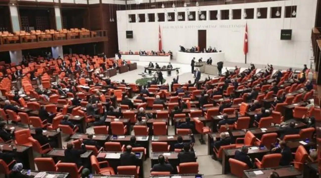 Ziraat Bankası'ndan alınan kredi araştırılsın önergesi AKP ve MHP oylarıyla reddedildi