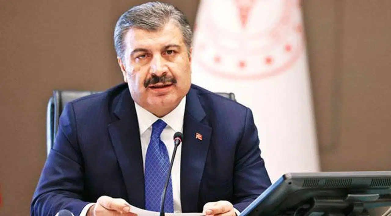 Bakan Koca, "İki doz aşı yaptıranların sayısı 20 milyonu geçti"