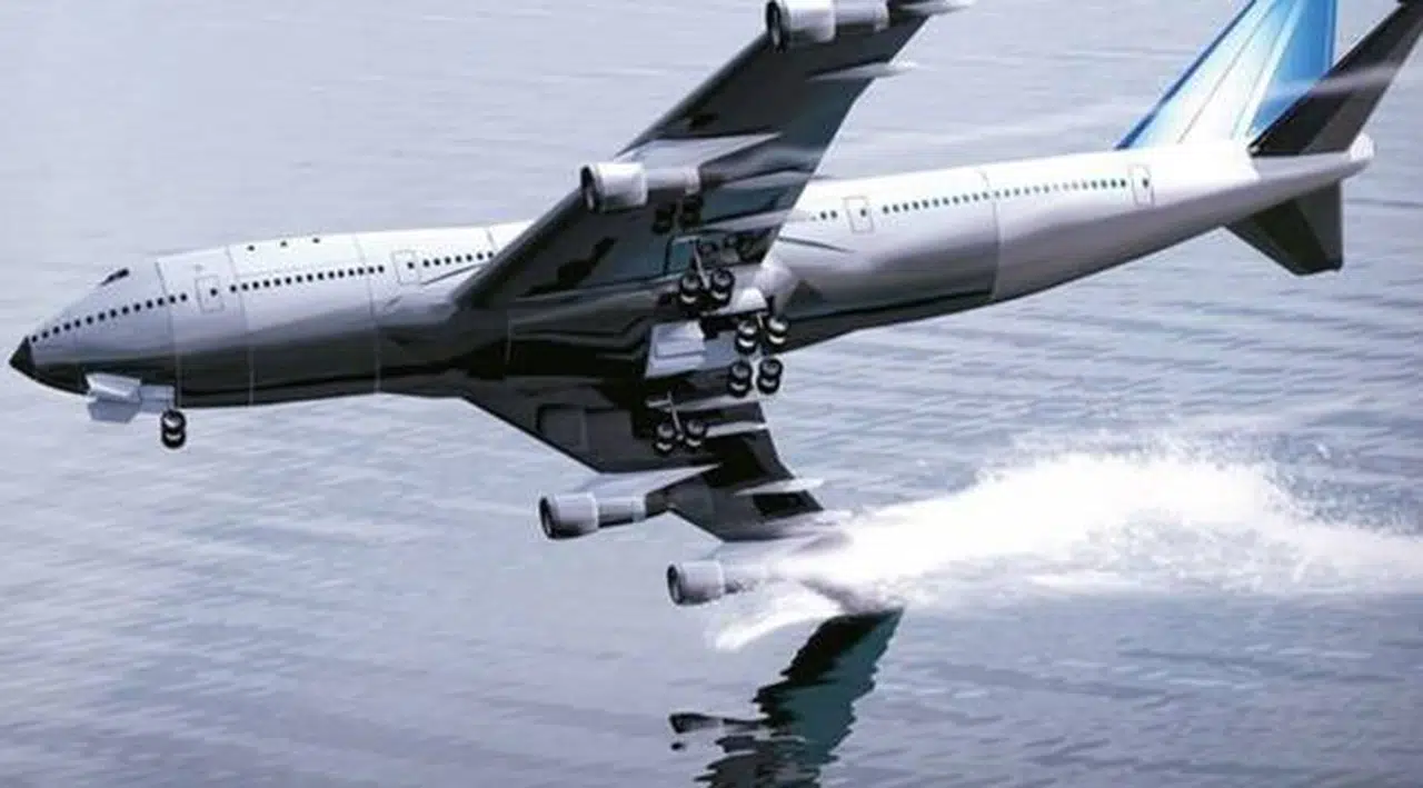 Boeing 737 kargo uçağı Hawaii açıklarında denize düştü