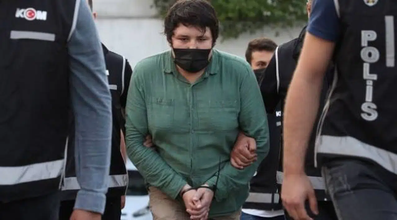CHP'li Ağbaba'dan Çiftlik Bank davasına getirilen gizlilik kararına tepki: Dolandırırken aleni, yargılarken gizli