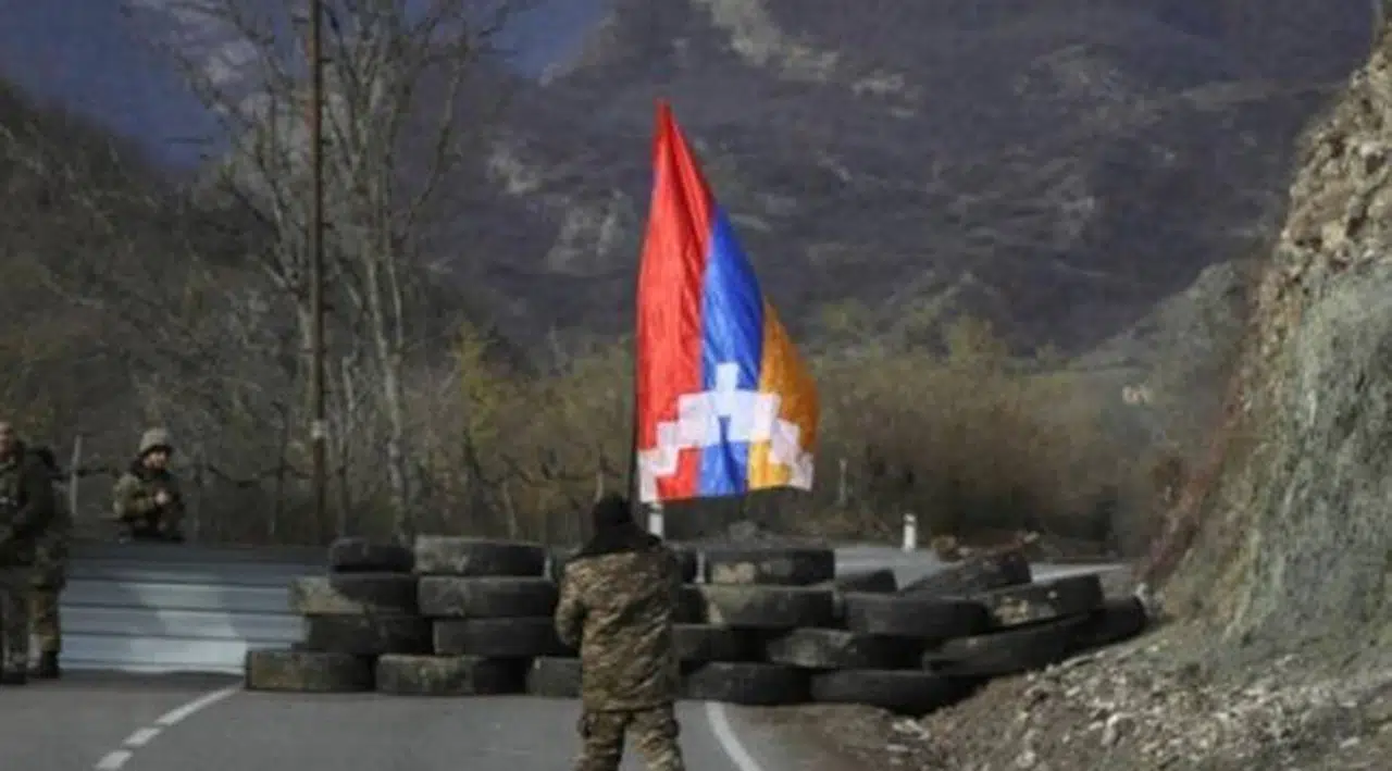 Ermenistan'ın Savunma Bakan Vekili istifa etti