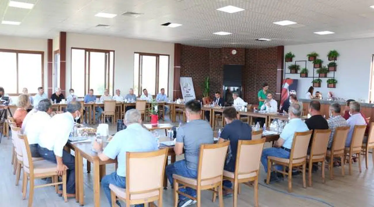 İzmir İl Tarım ve Orman Müdürü Mustafa Özen, Kınık’ta Muhtarlarla Buluştu