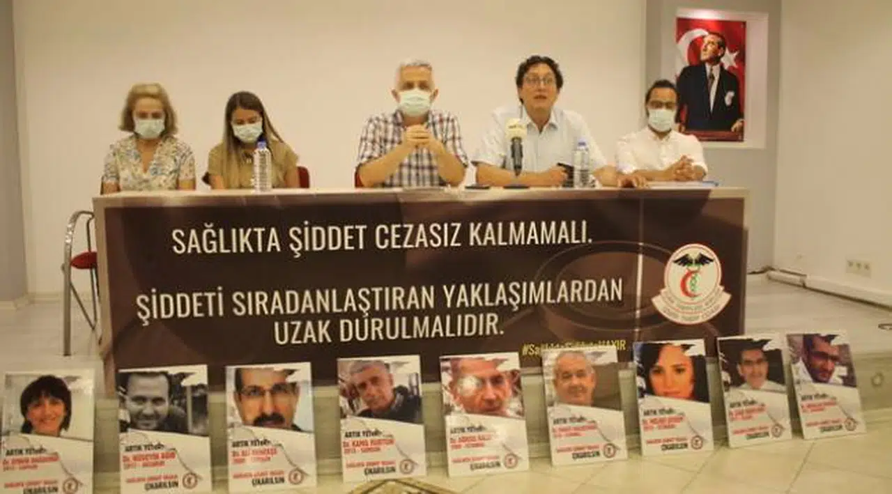 İzmir Tabip Odası, "‘Sağlıkta Şiddet Cezasız Kalmamalı"
