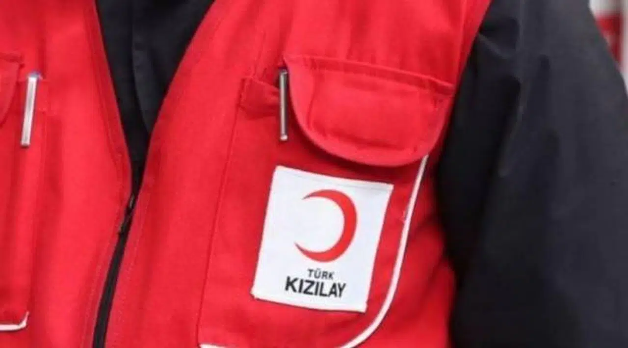 Kızılay, ‘Ateşi birlikte söndürelim’ mesajı ile bağış talep etti