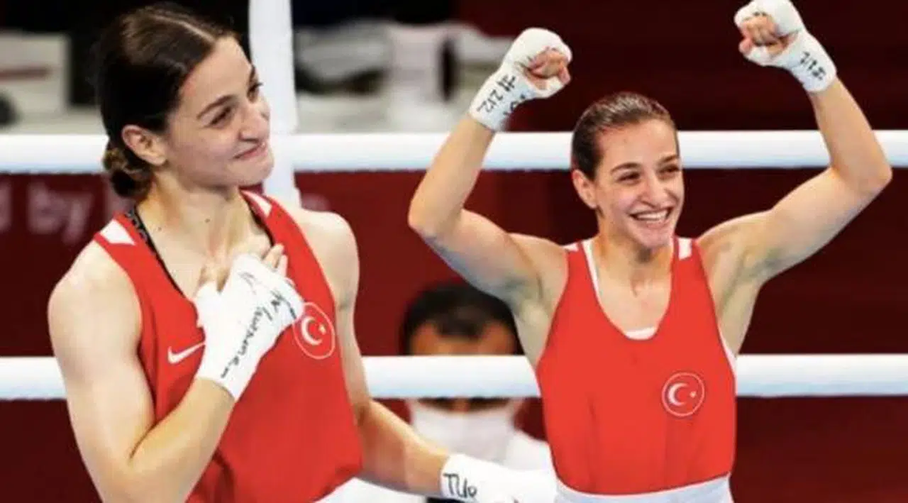 2020 Tokyo'da Buse Naz Çakıroğlu'ndan gümüş madalya