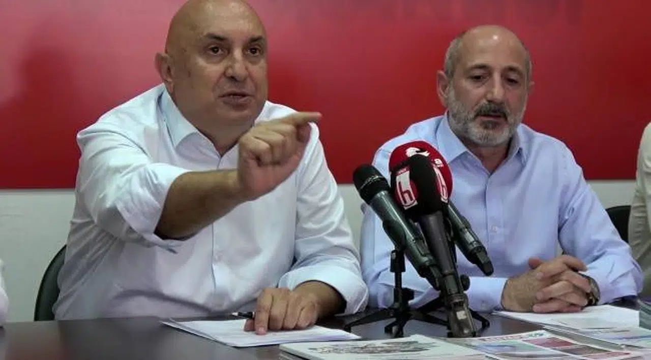 CHP'li heyetten Bakan Pakdemirli'ye: Yangının sorumlusu sensin, derhal istifa etmelisin