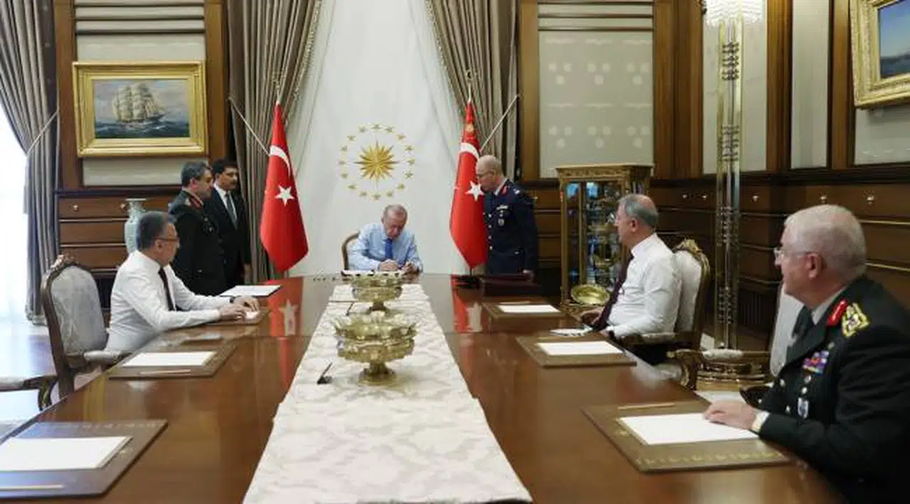 Cumhurbaşkanı Erdoğan, Yüksek Askerî Şûra kararlarını imzaladı