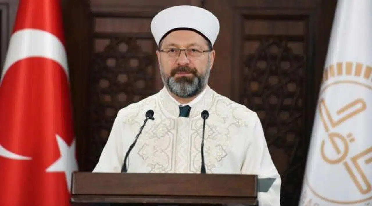Diyanet'ten yeni haram listesi: Midye, kalamalar, yengeç, karides...