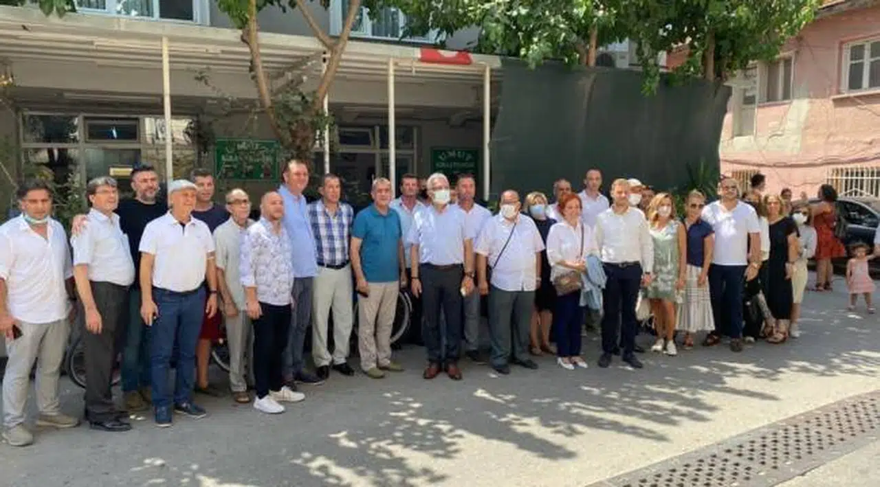 İYİ Parti İzmir İl Teşkilatı tüm hızıyla saha çalışmalarına başladı