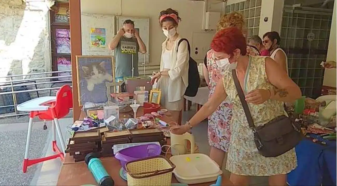 KERMES DÜZENLEDİLER HAYVANLARIDA İNSANLARIDA MUTLU ETTİLER