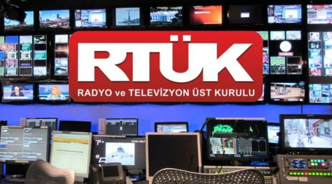 RTÜK'ten Halk TV'ye İnceleme Kararı! İsmail Saymaz'ın Sözleri Nezakatsiz Bulundu