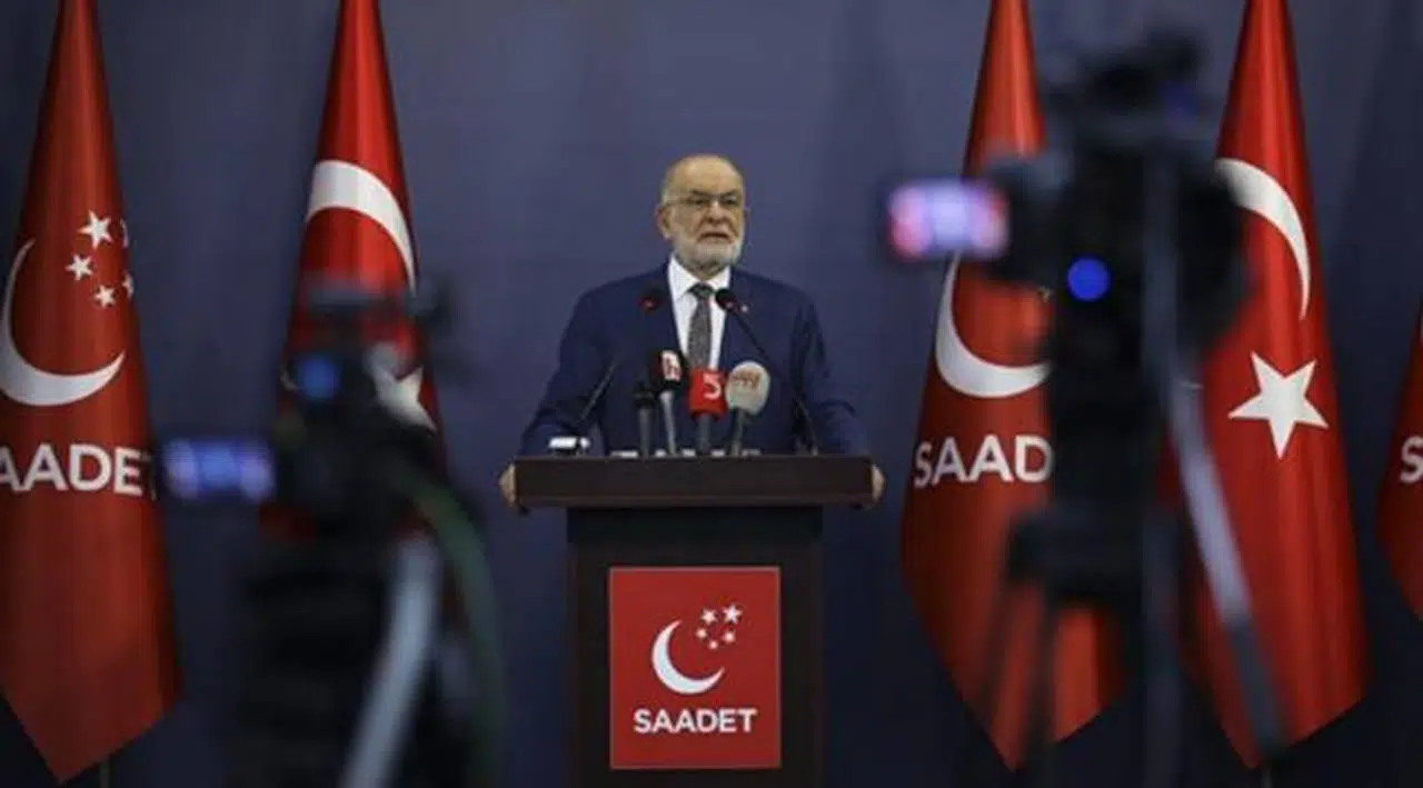 Saadet Partisi'nde kriz büyüyor