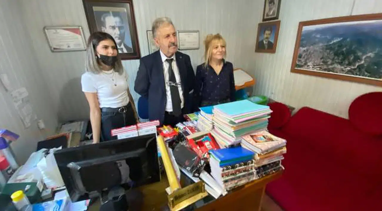 İki arkadaş 'İyiliğe dönüştür' dedi, 75 öğrenciye destek oldu