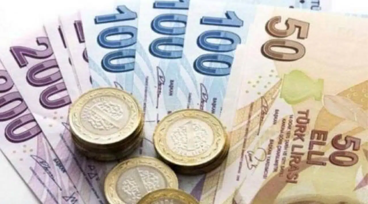Kamu çalışanlarının maaşlarına Covid-19 kesintisi