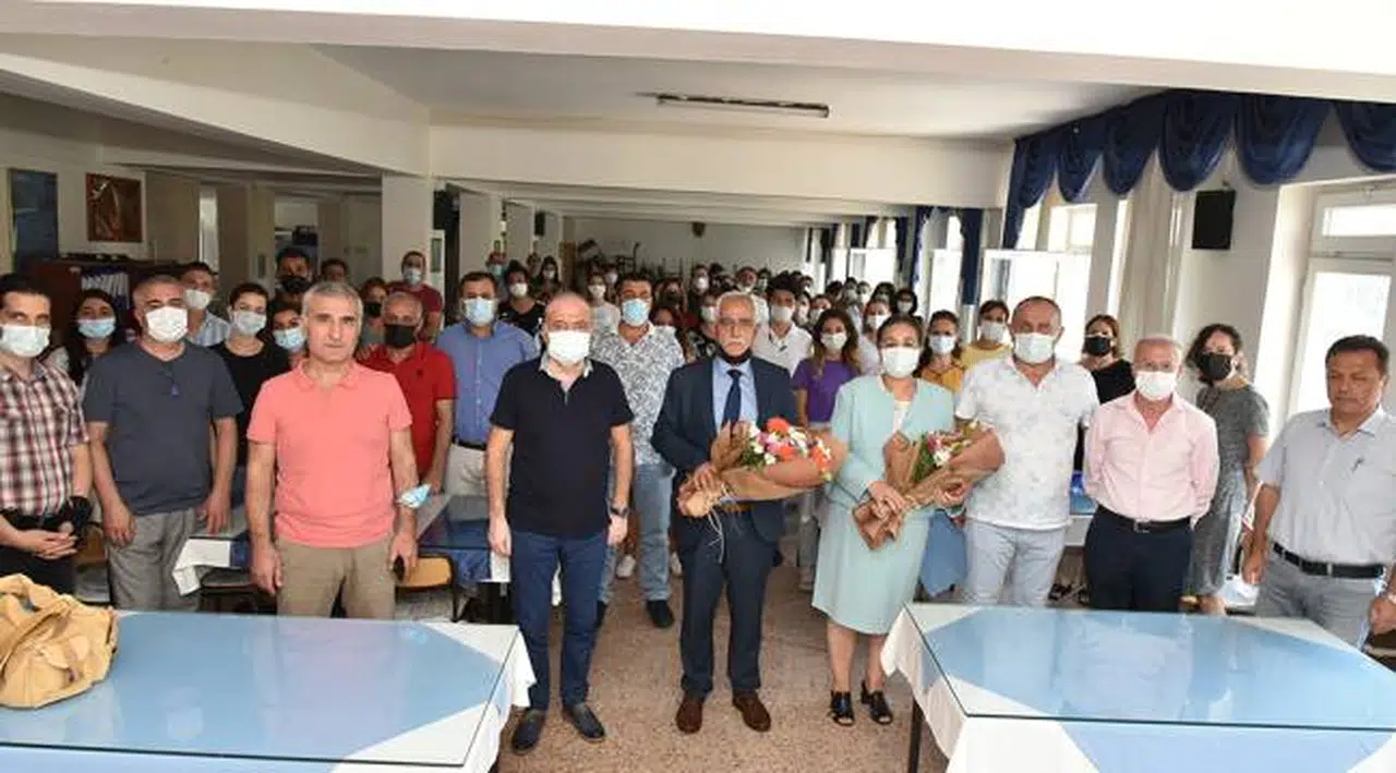Karşıyaka Milli Eğitimde Duygulu Vedalaşma