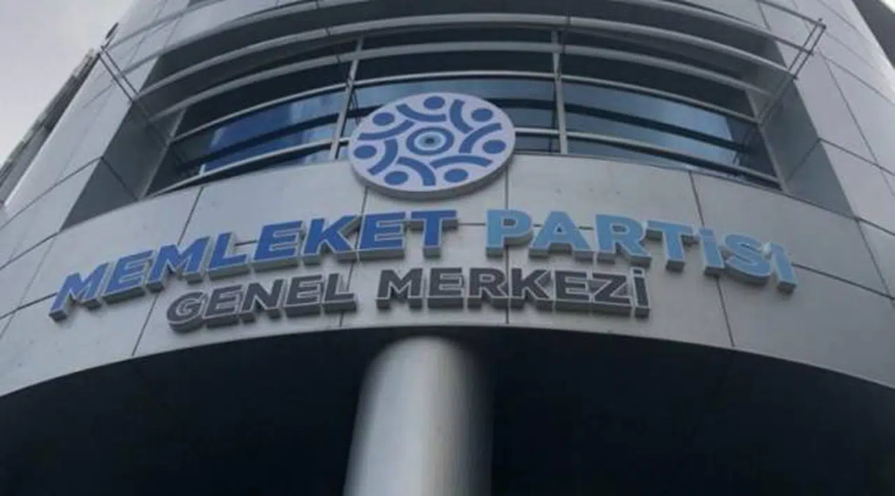 Memleket Partisi kurucusu, Muharrem İnce'yi hedef alarak partiden istifa etti