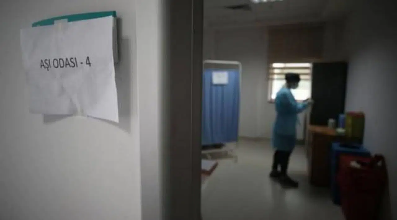 Sahte aşıdan tutuklanan hemşireler hastane yönetimini işaret etti