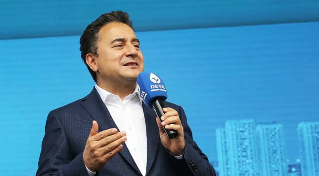 Babacan'dan itiraf: Ayrıldığım dönemde bakanlar, boş kağıtları imzalıyordu