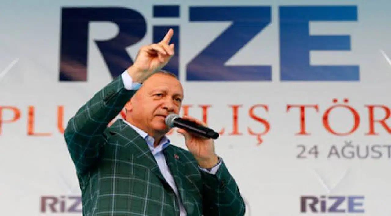 Erdoğan atadığı ismi unuttu: Senin burada ne işin var?