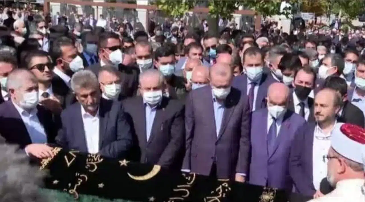 Erdoğan, Oğuzhan Asiltürk'ün cenaze törenine katıldı