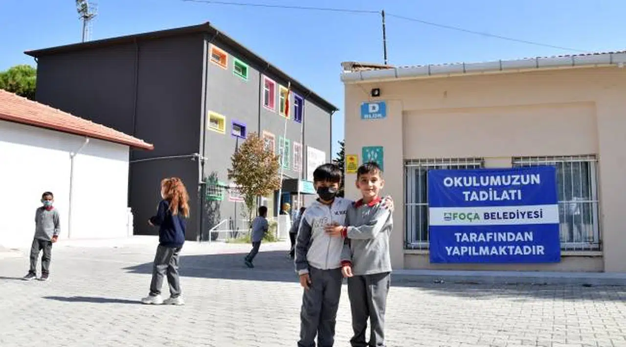 Foça Belediyesi'nden eğitime destek!