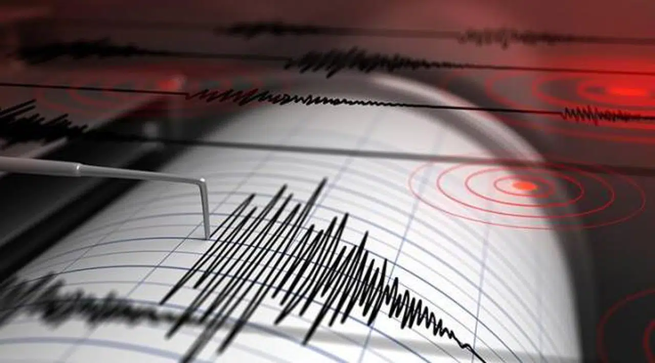 İzmir'de korkutan deprem!