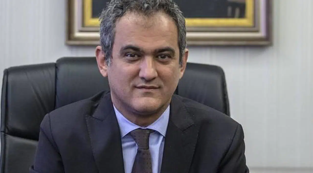 Bakan Özer: Düzce'de eğitim öğretime bir hafta ara verdik