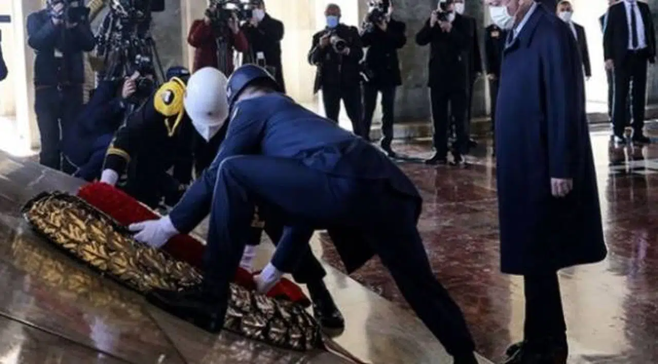 Muhalif medya kuruluşlarına Anıtkabir engeli: Bir örneği yok!
