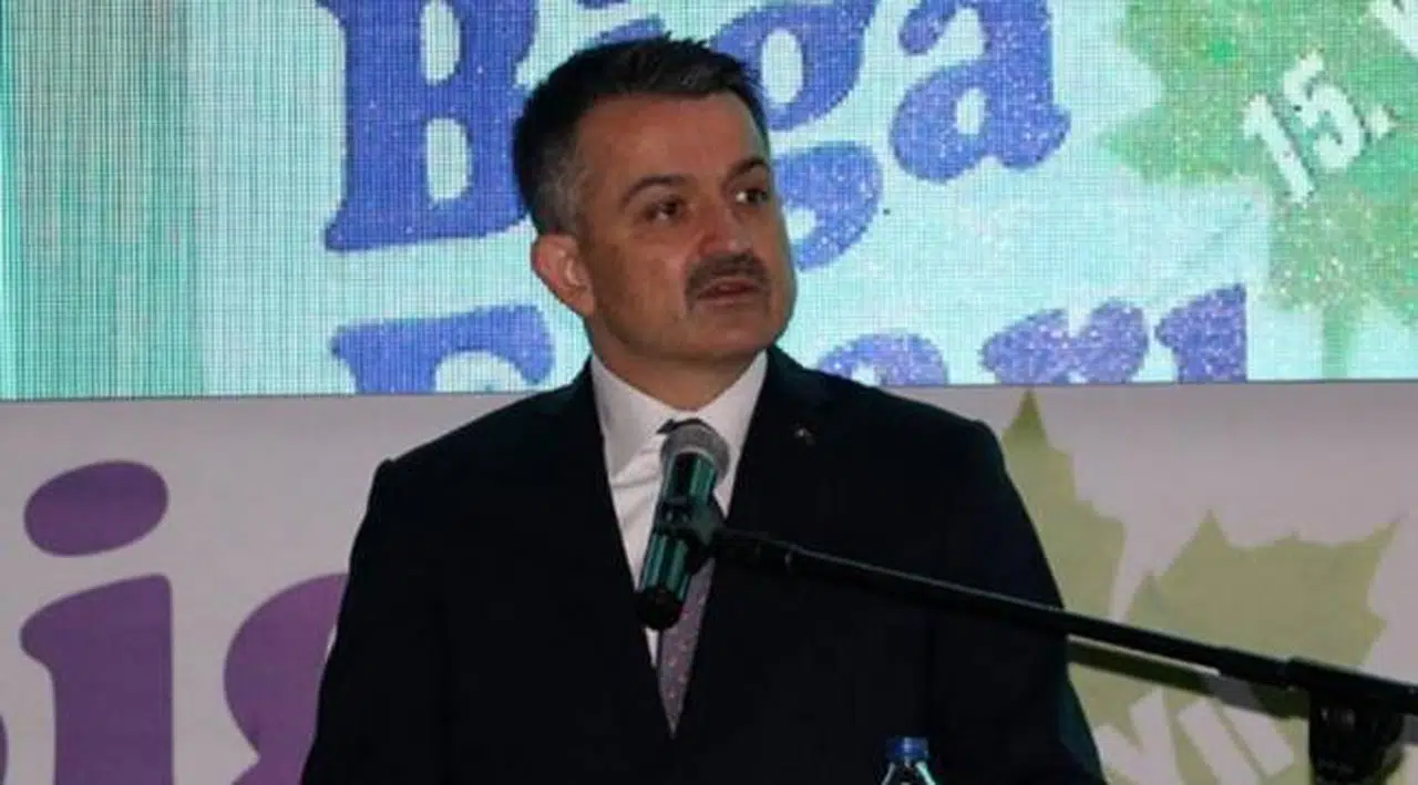 Pakdemirli'den çiftçiye: Endişe etmeyin
