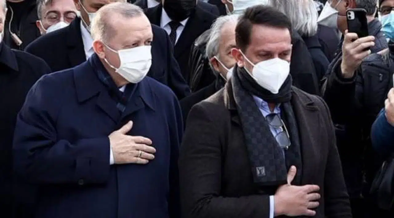 AKP'li Birinci: Bu azgın azınlığa göre biz Bizimkiler dizisindeki kapıcılarız