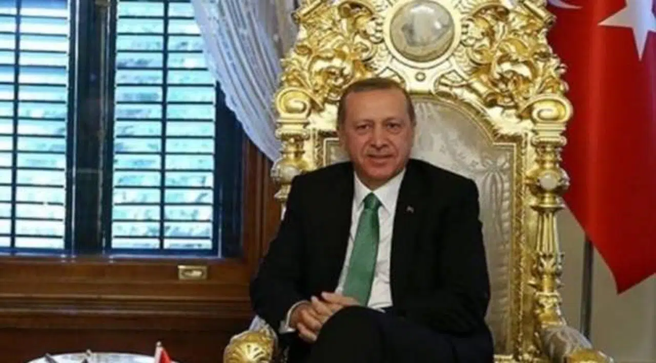 Erdoğan: Emekçilerin hak ve hukukunun korunmasına büyük önem veriyoruz