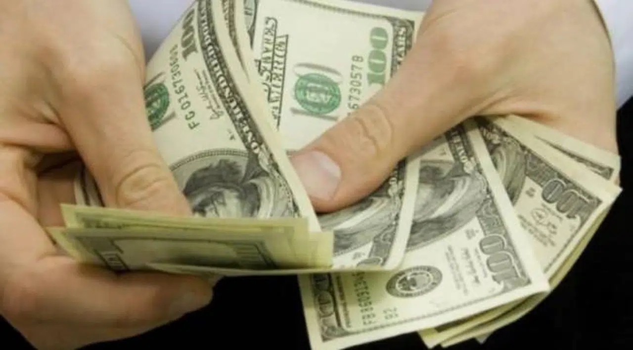Erdoğan'ın faiz çıkışı sonrası dolar rekor kırdı