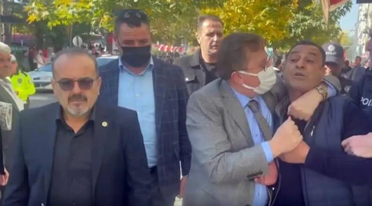İYİ Partili Lütfü Türkkan'dan Bingöl'de vatandaşa küfür