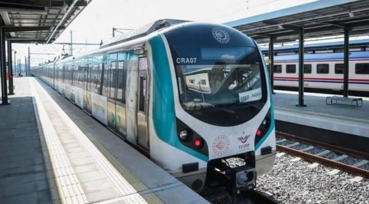 Marmaray seferleri geçici olarak durduruldu