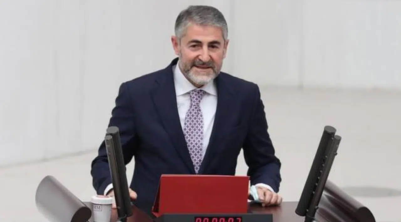 Bakan Nebati: Hepiniz 100'er milyon dolar bozdurun
