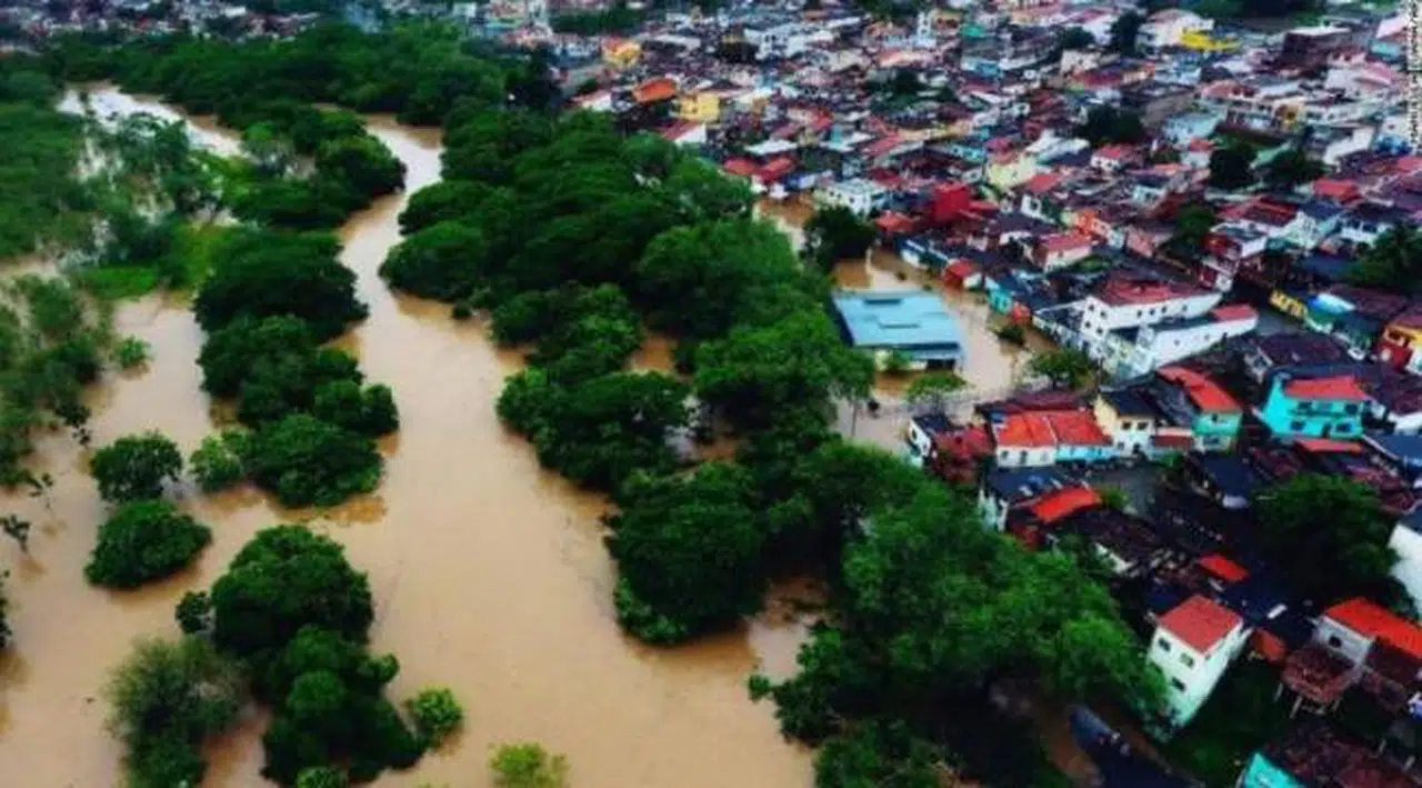 Brezilya'daki sellerde 18 kişi yaşamını yitirdi, 2 baraj taştı