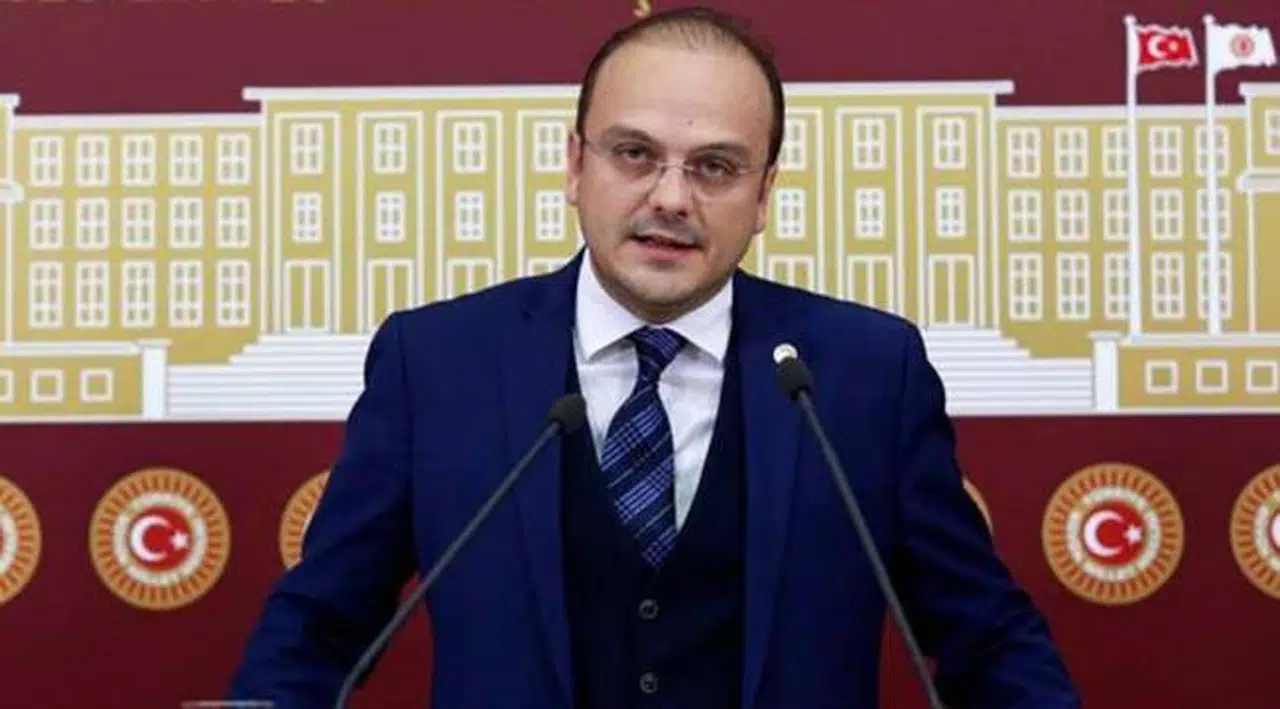 CHP'li Tığlı: TÜİK'e göre Soylu insan hakları savuncusu, Varank Mars'ta, Nebati Nobel aldı!