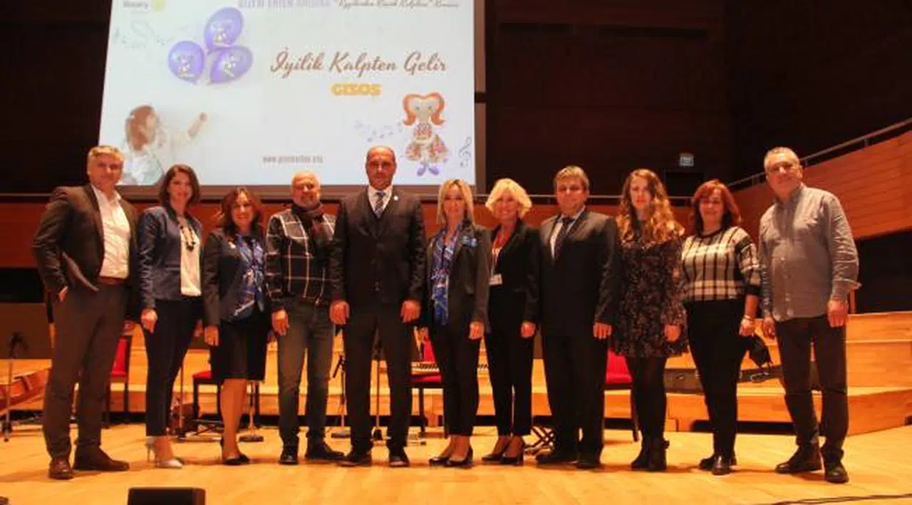 Çocuklar için özel konser düzenlediler